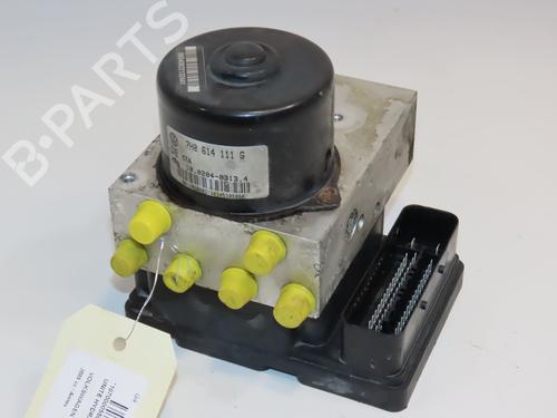 Pompe ABS VW TRANSPORTER T5 Bus (7HB, 7HJ, 7EB, 7EJ) 1.9 TDI (105 hp) 28967611