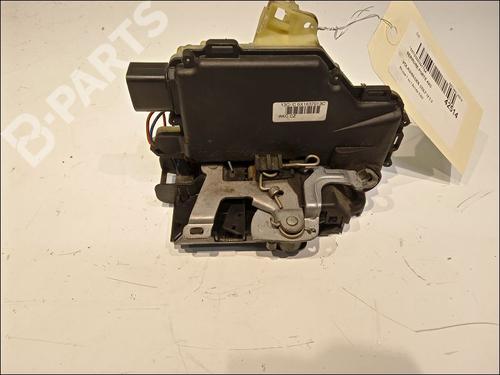 Venstre foran lås VW GOLF IV (1J1) 1.9 TDI (90 hp) 11102843