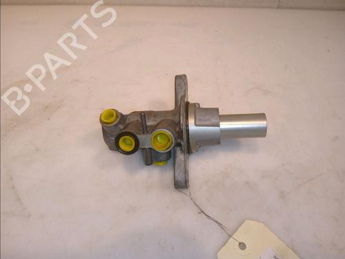 Used Brake master cylinder NISSAN QASHQAI / QASHQAI +2 I (J10, NJ10, JJ10E) 1.5 dCi (110 hp) 12585617