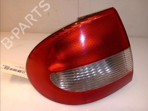Used Left taillight Left taillight 11241488 11241488