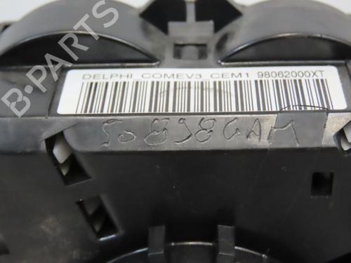 Used Steering column stalk Steering column stalk 19668642 19668642