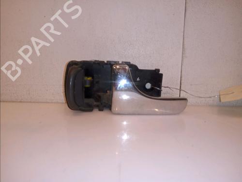 Used Front left interior door handle Front left interior door handle 13310327 13310327