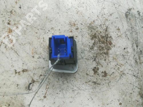 Used Warning switch PEUGEOT 208 I (CA_, CC_) 1.6 HDi (92 hp) 9606305
