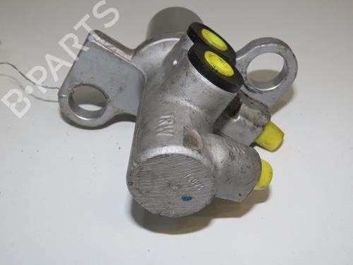 Brake master cylinder AUDI A6 C6 Avant (4F5) 2.7 TDI | BP31120361M77