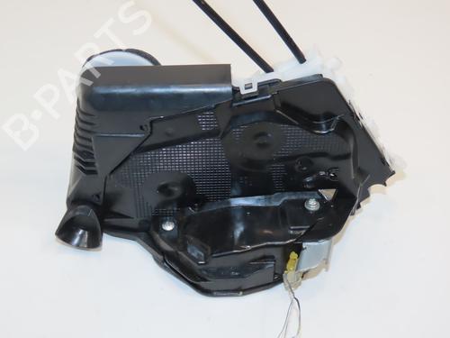 Front right lock TOYOTA YARIS (_P13_) 1.5 Hybrid (NHP130_) | BP18953690C97 