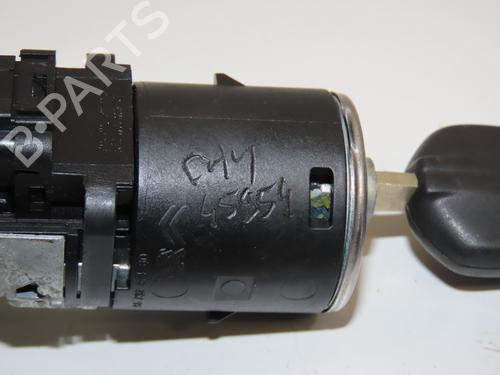 Used Electronic module PEUGEOT 308 SW II (LC_, LJ_, LR_, LX_, L4_) 1.2 THP 110 (110 hp) 28829672
