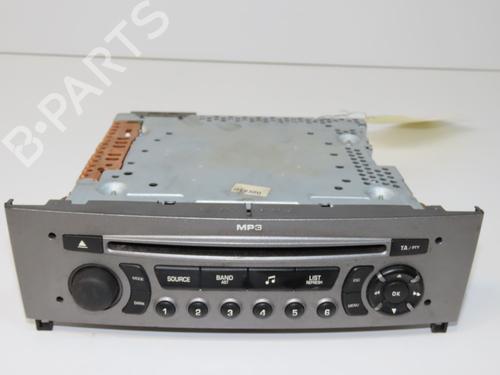 Used Radio Radio PEUGEOT 308 SW I (4E_, 4H_) 1.6 HDi (90 hp) 33893125 33893125