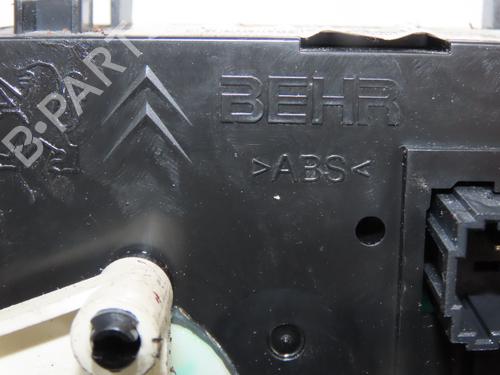 Used Climate control Climate control CITROËN C3 II (SC_) 1.4 HDi 70 (SC8HZC, SC8HR0, SC8HP4) (68 hp) 33008061 33008061
