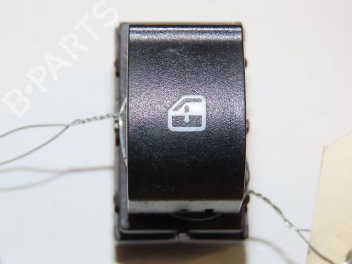 Used Left rear window switch Left rear window switch FIAT 500L (351_, 352_) 1.3 D Multijet (199LXY1A, 199LXY11) (84 hp) 28832032 28832032