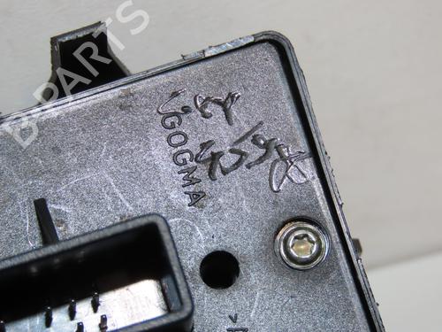 left-front-window-switch-ford-mondeo-iii-saloon-b4y-20-16v-1230391-2000-2001-2002-2003-2004-2005-2006-2007-18088115 main image