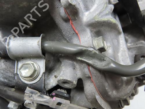 Used Gearbox Gearbox TOYOTA YARIS (_P13_) 1.5 Hybrid (NHP130_) (101 hp) 28829492 28829492