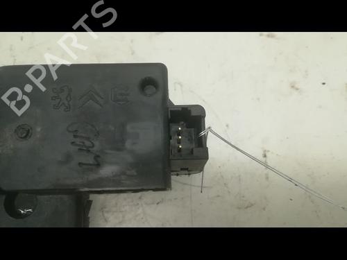 Used Tailgate lock PEUGEOT 307 (3A/C) 1.4 16V (88 hp) 9595791