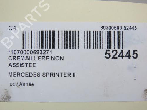 Used Steering rack MERCEDES-BENZ SPRINTER 4-t Van (B907, B910) 414 CDI RWD (907.643, 907.645, 907.647) (143 hp) 31120261