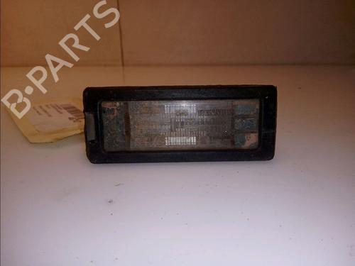 Used Licence plate light RENAULT SCÉNIC II (JM0/1_) 1.9 dCi (JM14) (131 hp) 19528941
