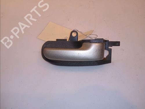 Used Front right interior door handle Front right interior door handle TOYOTA YARIS (_P1_) 1.3 (SCP12_, SCP13_, SCP12R, SCP13R) (87 hp) 13030971 13030971