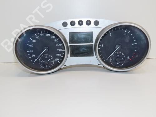 Used Instrument cluster Instrument cluster MERCEDES-BENZ M-CLASS (W164) ML 320 CDI 4-matic (164.122) (224 hp) 36657622 36657622