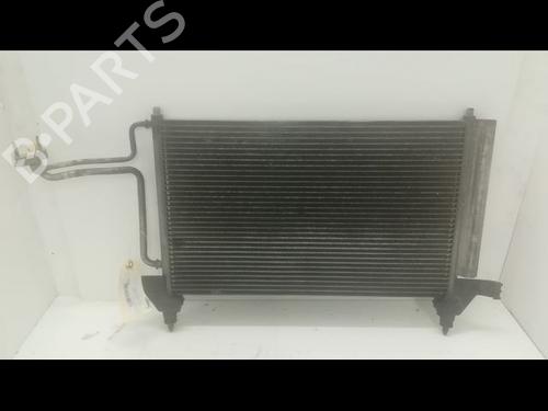 heating-radiator-fiat-stilo-multi-wagon-192_-19-jtd-46745840-2003-2004-2005-2006-2007-2008-9602426 main image