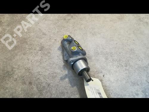 Used Brake master cylinder RENAULT TWINGO II (CN0_) 1.2 16V (CN04, CN0B) (75 hp) 9614224