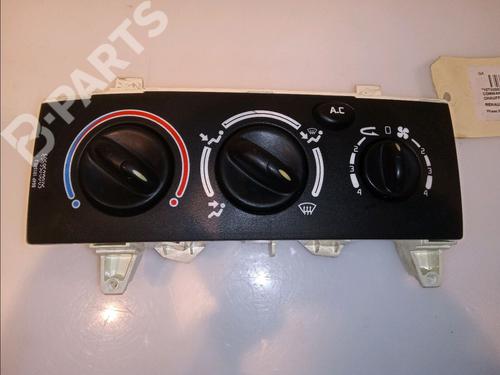 Commande Chauffage RENAULT MEGANE I (BA0/1_) 1.4 16V (BA0D, BA1H, BA0W, BA10) (95 hp) 11509596
