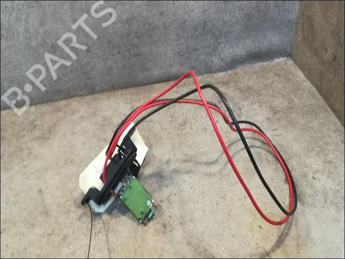 Used Heater resistor Heater resistor RENAULT KANGOO Express (FW0/1_) 1.5 dCi 75 (FW07, FW10, FW04) (75 hp) 11677240 11677240