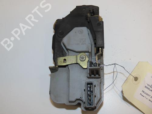Venstre bagtil lås PEUGEOT 206 Hatchback (2A/C) 2.0 HDI 90 | BP28832023C100 