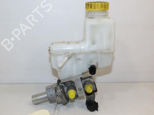 Used Brake master cylinder Brake master cylinder 18148712 18148712