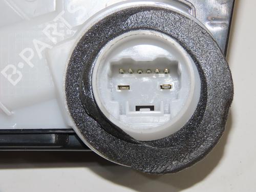 front-left-lock-toyota-yaris-_p21_-_pa1_-_ph1_-2020-36427213 main image