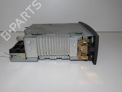 Used Radio Radio RENAULT CLIO III (BR0/1, CR0/1) 1.5 dCi (BR17, CR17) (86 hp) 32277452 32277452