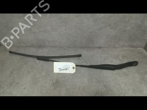 Used Front windshield wiper arm DACIA SANDERO II 1.0 SCe 75 (B8JC, B8JD) (73 hp) 14881148