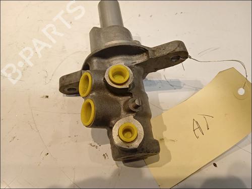 Used Brake master cylinder Brake master cylinder 11100441 11100441