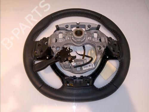 Used Steering wheel TOYOTA YARIS (_P13_) 1.5 Hybrid (NHP130_, NHP130) (101 hp) 11100109