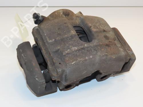Używane Zacisk hamulca przedniego lewego BMW X3 (E83) 2.0 d (150 hp) 28830085