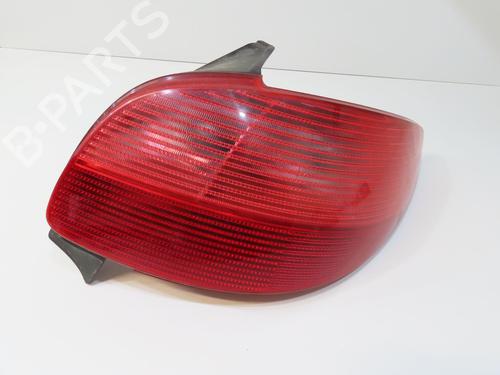 Used Right taillight Right taillight PEUGEOT 206 Hatchback (2A/C) 1.1 i (60 hp) 36345365 36345365