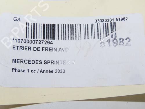 Right front brake caliper MERCEDES-BENZ SPRINTER 3,5-t Van (B907, B910) 315 CDI RWD (907.631, 907.633, 907.635, 907.637) | BP32768830M104 - Image 9