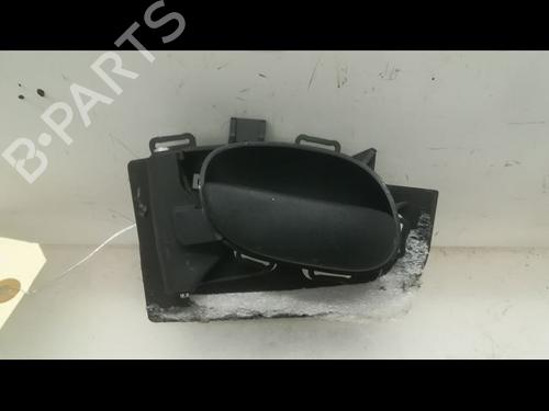 Used Front left interior door handle Front left interior door handle PEUGEOT 206+ (2L_, 2M_) 1.4 i (2LKFWA, 2MKFWA) (75 hp) 9596547 9596547