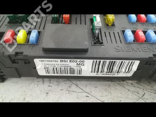 Engine control unit (ECU) PEUGEOT 206+ (2L_, 2M_) 1.4 HDi eco 70 | BP9606012M57