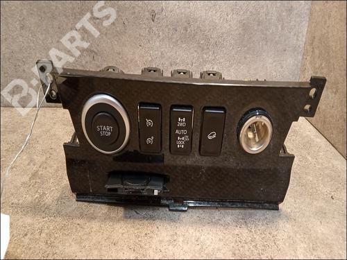 Used Card reader Card reader RENAULT KOLEOS I (HY_) 2.0 dCi 4x4 (HY0K) (150 hp) 9616765 9616765
