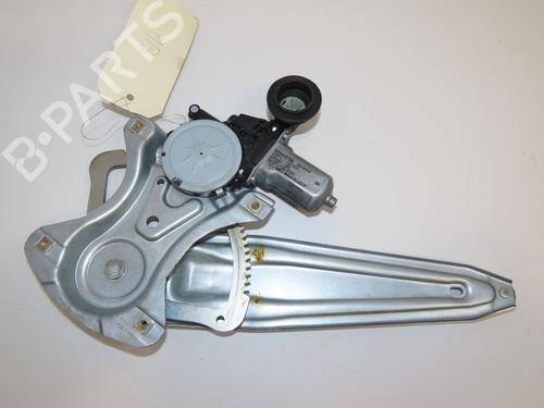 Used Rear left window mechanism TOYOTA YARIS (_P13_) 1.5 Hybrid (NHP130_) (101 hp) 28968937