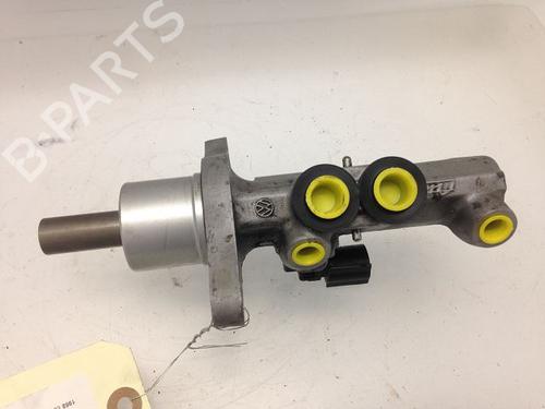 Used Brake master cylinder Brake master cylinder 36494097 36494097