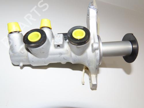 Brake master cylinder VW TOURAN (5T1) 2.0 TDI | BP31120363M77 - Image 2