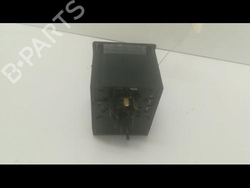 Used Headlight switch Headlight switch OPEL ZAFIRA A MPV (T98) 2.2 DTI 16V (F75) (125 hp) 9601526 9601526