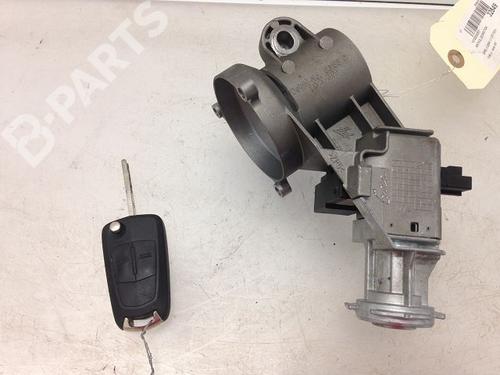 Used Ignition barrel OPEL CORSA D (S07) 1.3 CDTI (L08, L68) (75 hp) 9593384