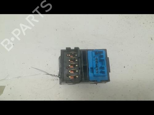 Used Left front window switch Left front window switch PEUGEOT 406 (8B) 1.9 TD (90 hp) 9599051 9599051