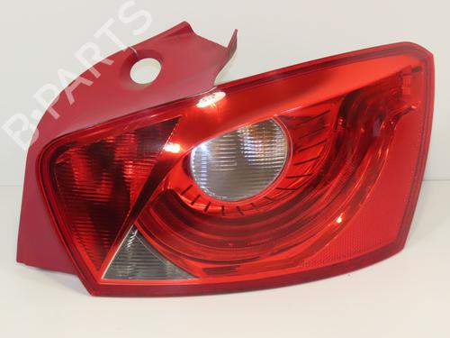 Used Right taillight SEAT IBIZA IV (6J5, 6P1) 1.9 TDI (105 hp) 18837286