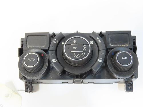 Used Climate control Climate control 39601717 39601717