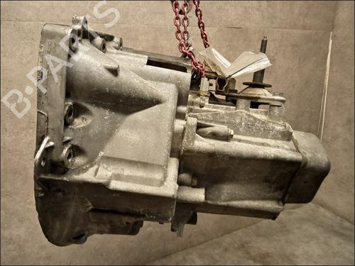 manual-gearbox-peugeot-406-coupe-8c-22-hdi-2222av-1997-1998-1999-2000-2001-2002-2003-2004-2005-9616160 main image
