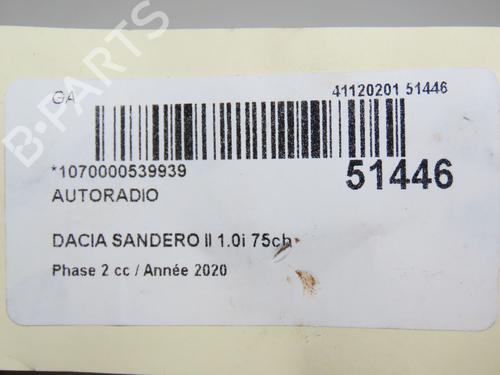 Used Radio DACIA SANDERO II 1.0 SCe 75 (B8JC, B8JD, B8NC) (73 hp) 19540043