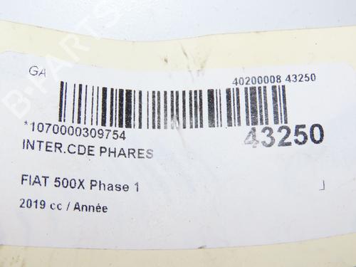 headlight-switch-fiat-500x-334_-2014-29441704 main image