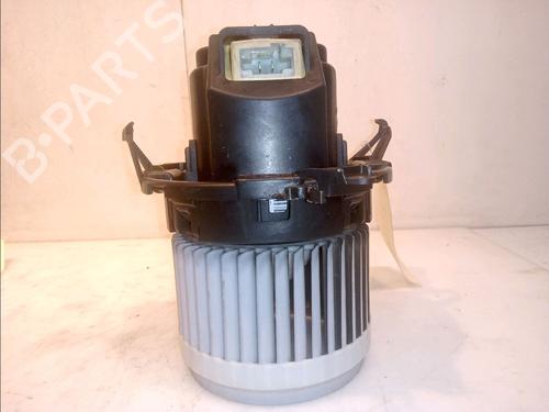 Heater blower motor RENAULT CLIO IV (BH_) 0.9 TCe 90 (BHNF, BHMA, BHMH, BHJK, BHJR) | BP14950523M62 