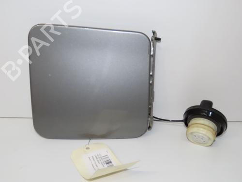 fuel-flap-nissan-pulsar-hatchback-c13-2014-32308339 main image